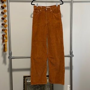 Levi’s Corduroy Ribcage Jeans